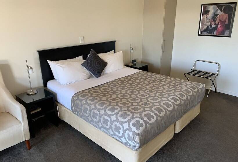 Студия Стандарт, Salerno Motel Apartments