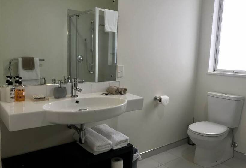 Люкс Повышенной Комфортности, Salerno Motel Apartments