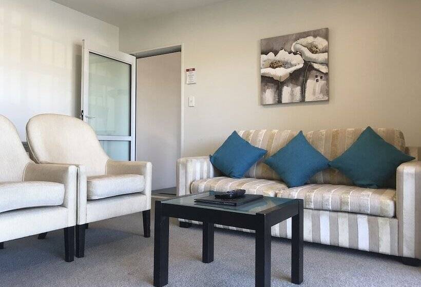 Люкс Повышенной Комфортности, Salerno Motel Apartments