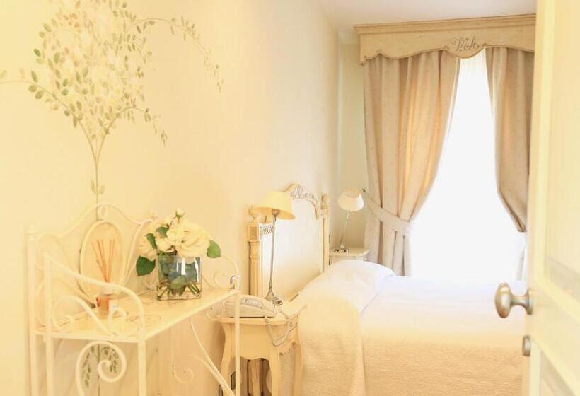 غرفة كلاسيكية, Villa Agnese