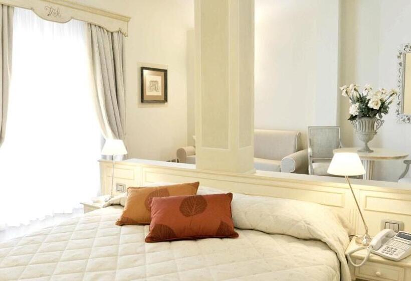 جناح جونيور, Villa Agnese