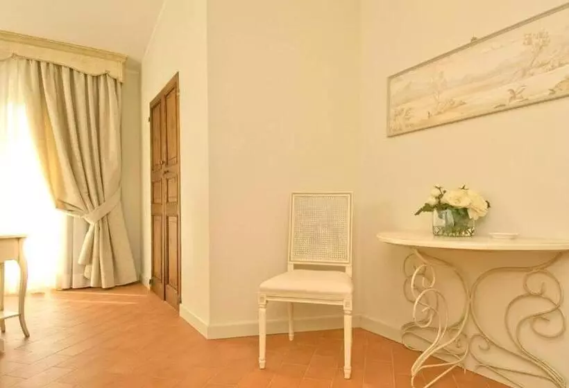 庭の見えるジュニアスイート, Villa Agnese