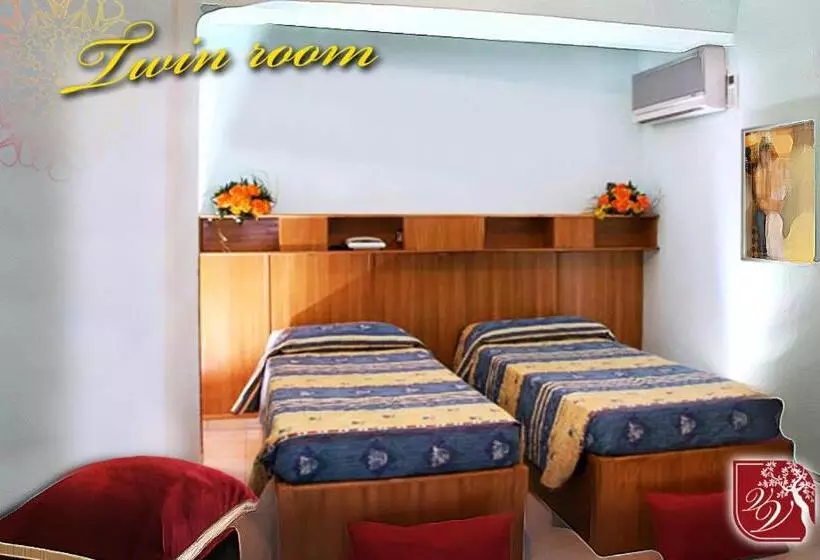 اتاق استاندارد سه نفره, Villa Verdiana