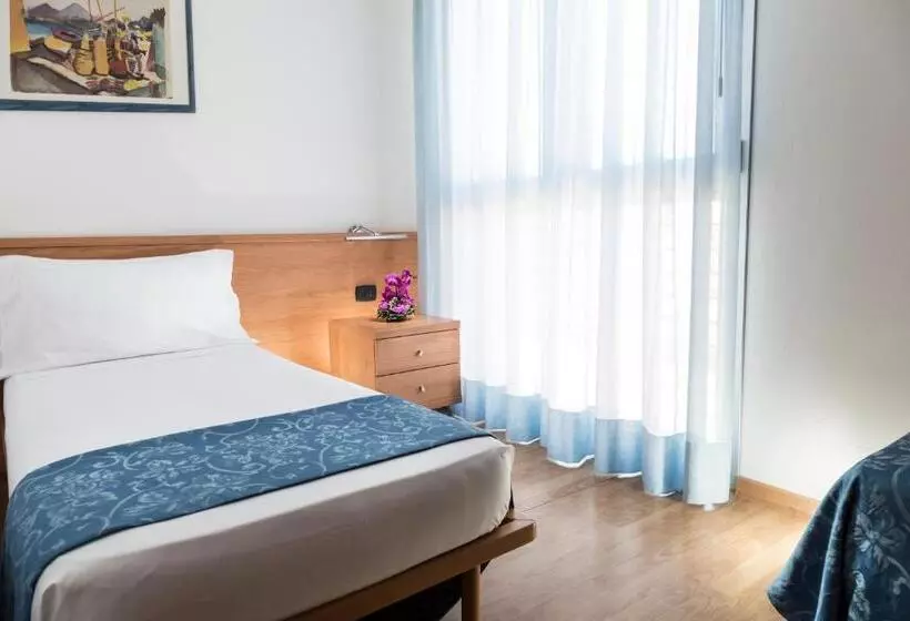 اتاق خانوادگی, Aparthotel Esperya