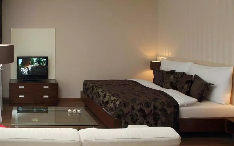 Juniorsviitti, Golden Fish Hotel Apartments