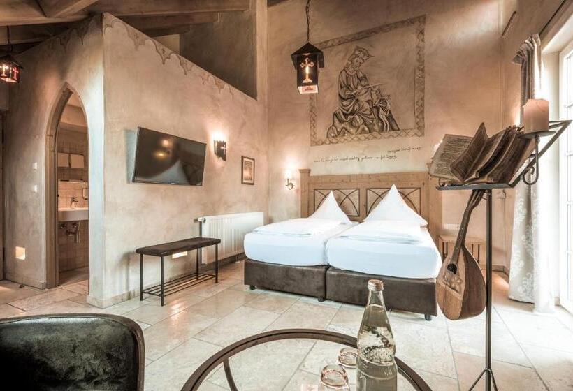 Номер Стандарт Тематический, Arthus