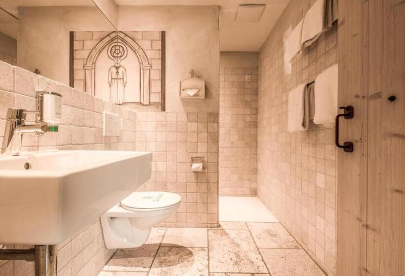 Номер Стандарт Индивидуальный, Arthus