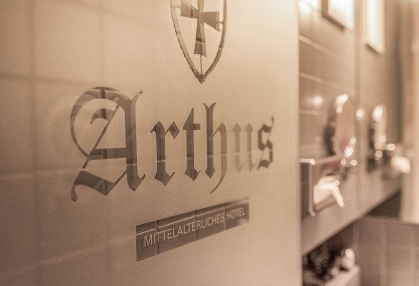 Номер Стандарт Трехместный, Arthus
