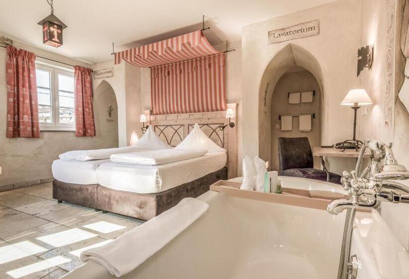 Номер Стандарт Тематический, Arthus