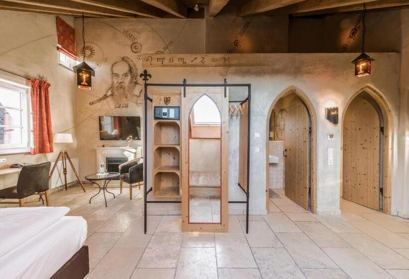 Номер Стандарт Тематический, Arthus