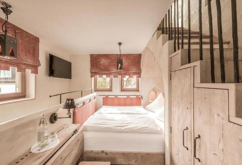 Номер Стандарт Тематический, Arthus