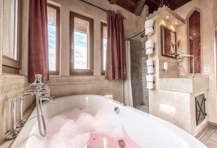 Номер Стандарт, Arthus