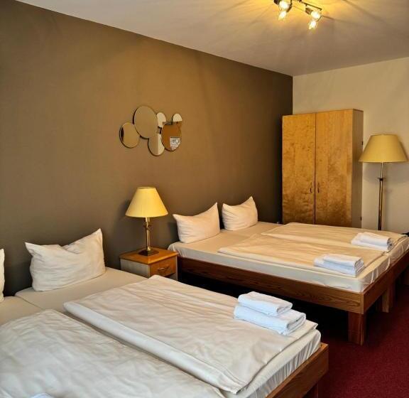 اتاق استاندارد سه نفره, Bonverde