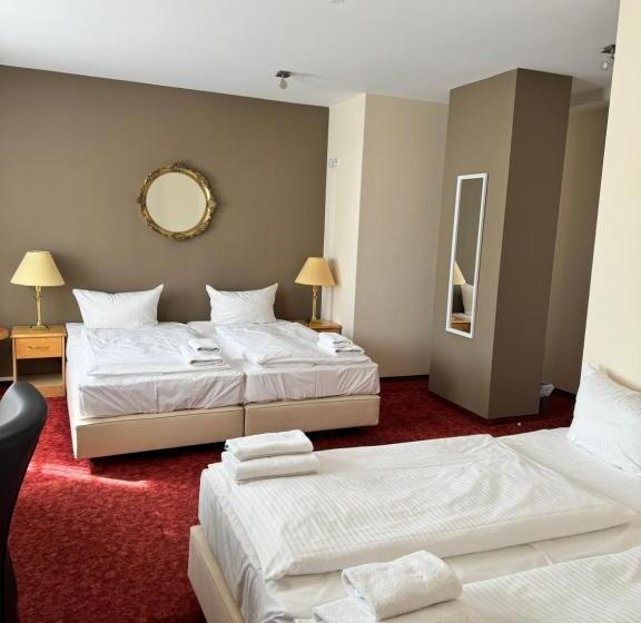 اتاق خانوادگی, Bonverde