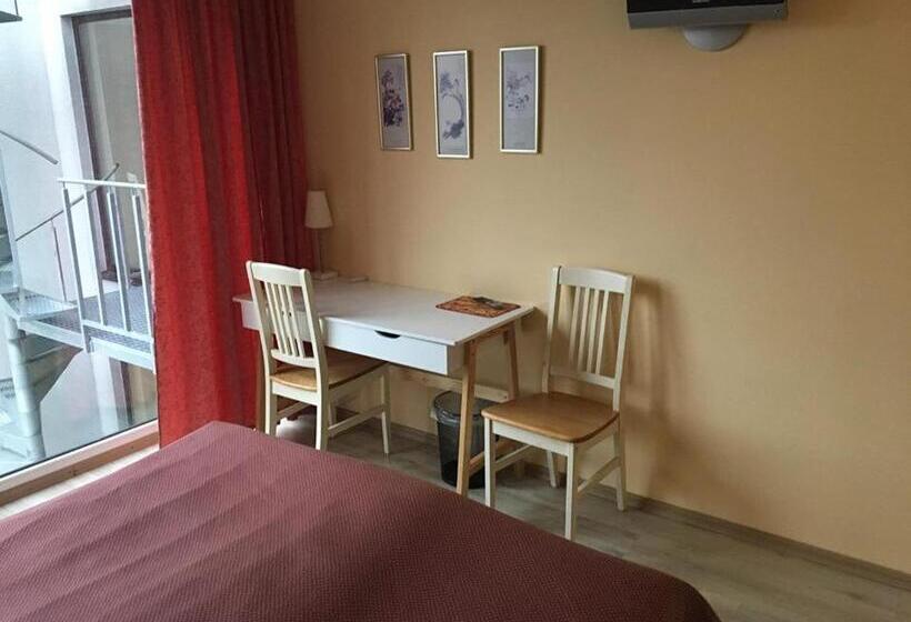 سوئیت 2 خوابه, Carolina