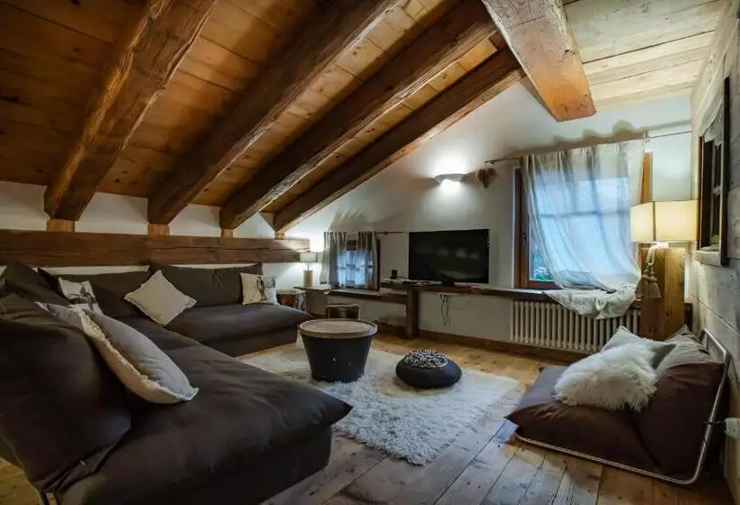 スーペリアースイート, Chalet Hotel Svizzero