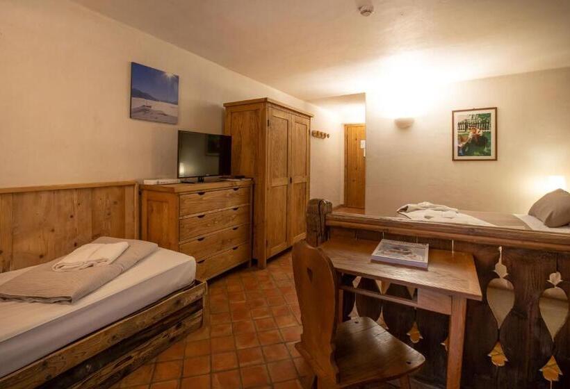 스탠다드 트리플 룸, Chalet Hotel Svizzero
