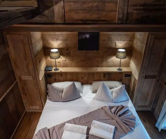スーペリアトリプルルーム, Chalet Hotel Svizzero