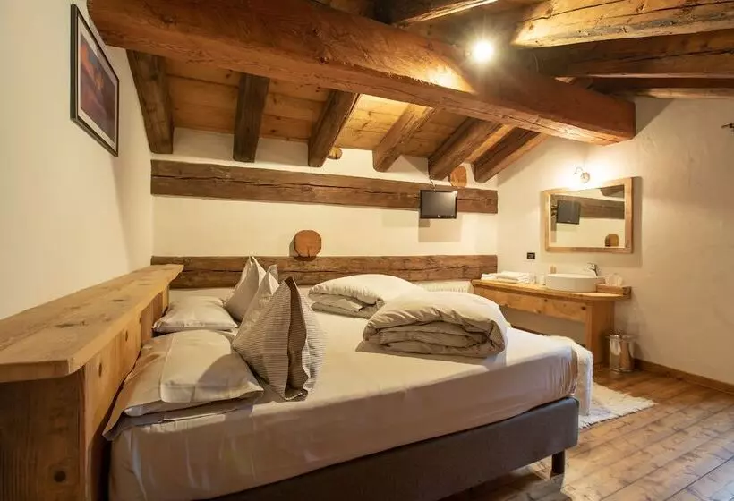 スイート, Chalet Hotel Svizzero