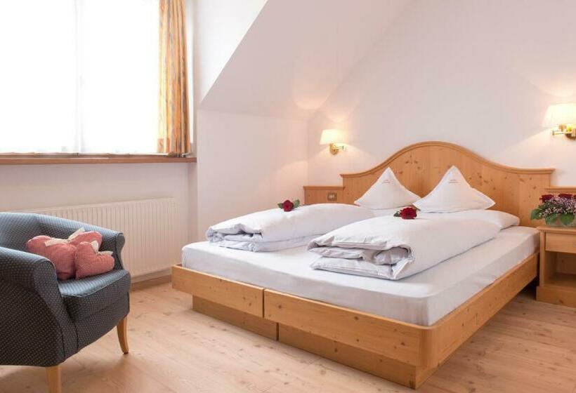 חדר קומפורט, Cristallo