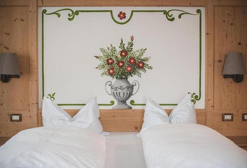 חדר סופריור, Cristallo