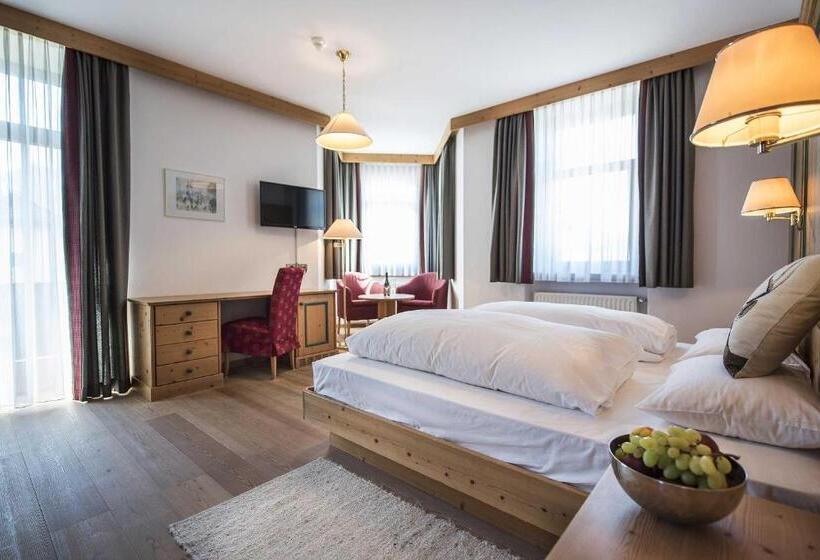 סוויטת ג'וניור, Cristallo