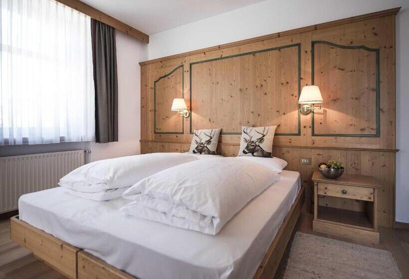 סוויטת ג'וניור, Cristallo