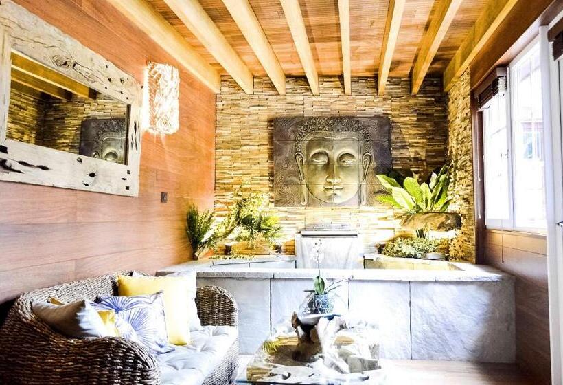 جناح مزود بجاكوزى, Les Jardins D'epicure