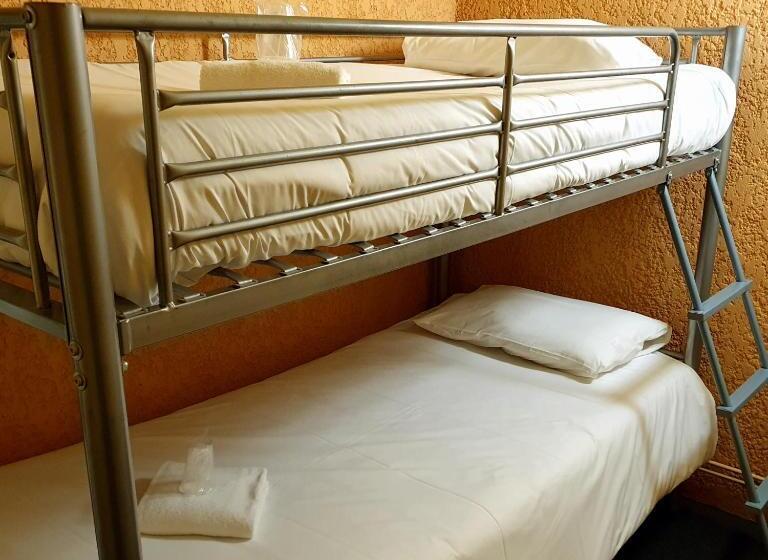 4인용 스탠다드 룸, Libre Hôtel