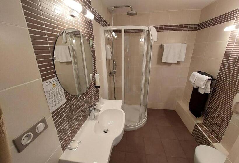 חדר סטנדרט, Logis Hotel Restaurant Du Pont