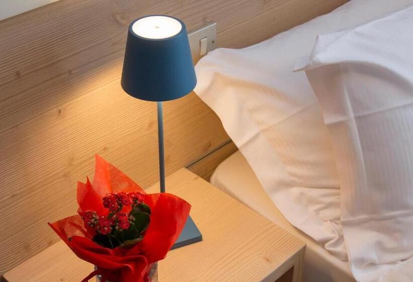 스탠다드 룸, Miralago