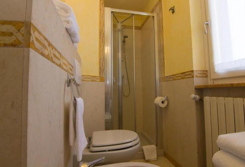 스탠다드 트리플 룸, Miralago