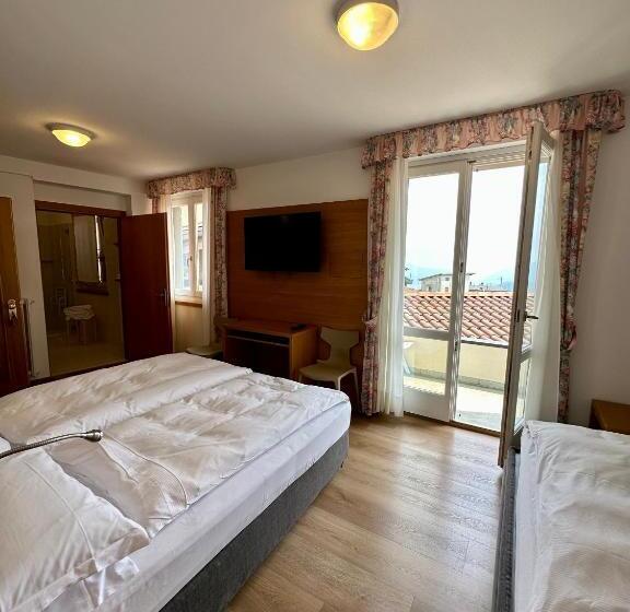 4인용 스탠다드 룸, Miralago