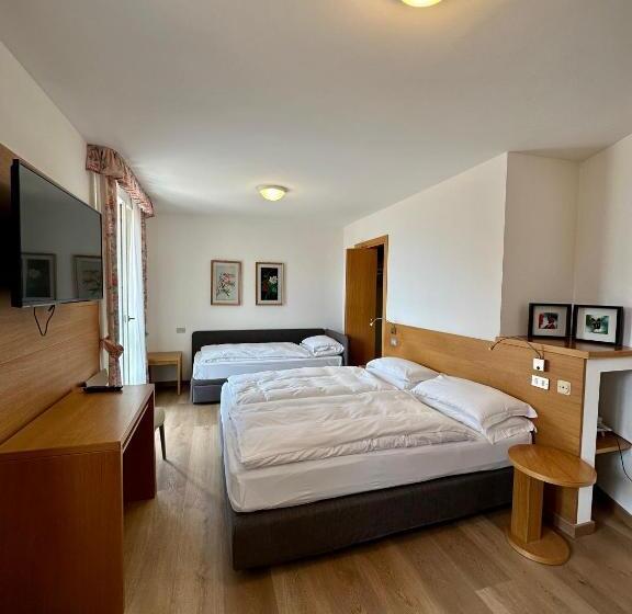 4인용 스탠다드 룸, Miralago