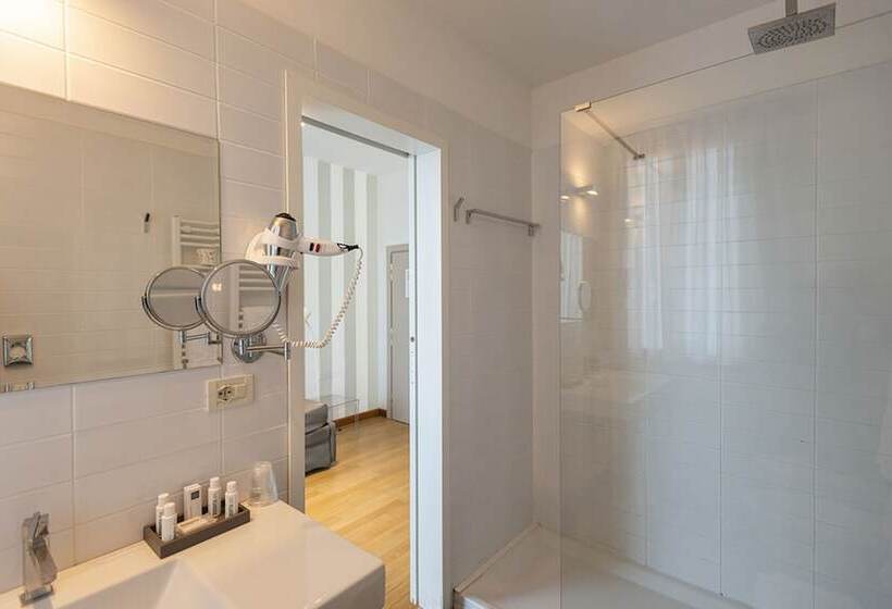 סוויטת ג'וניור, Perla Verde