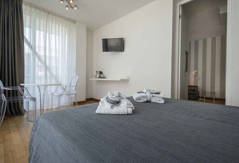 סוויטת ג'וניור, Perla Verde