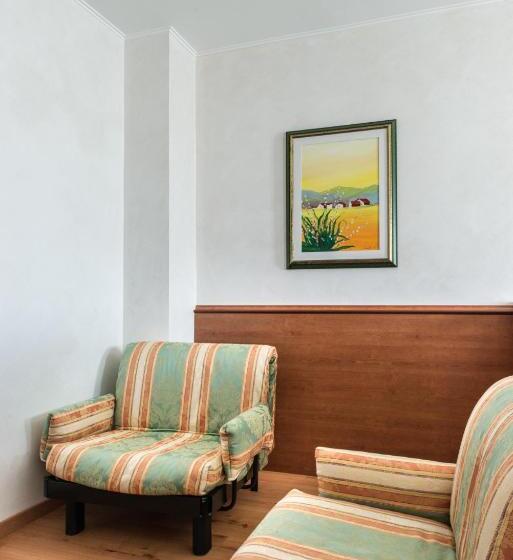 חדר משפחתי, Point