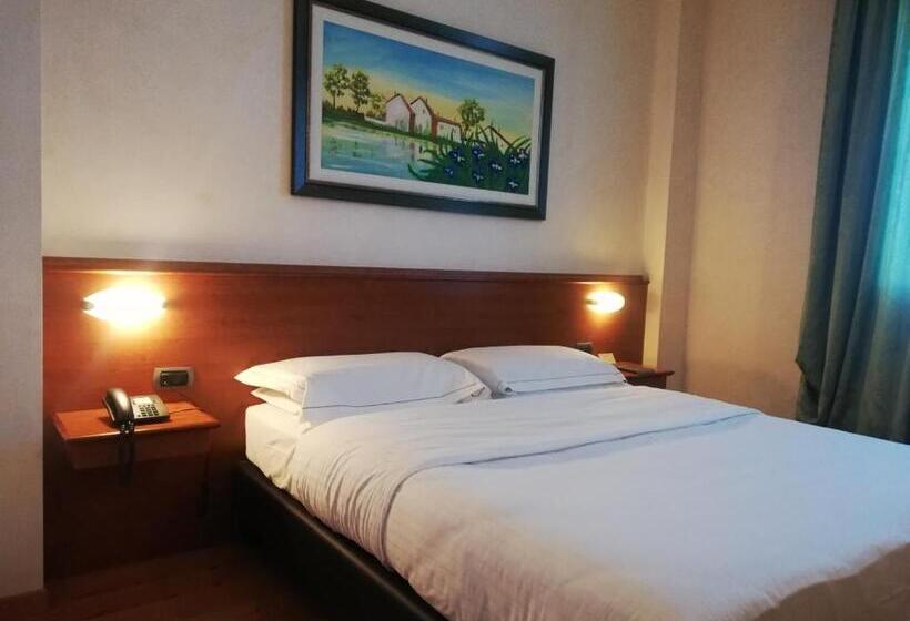 חדר דלוקס, Point