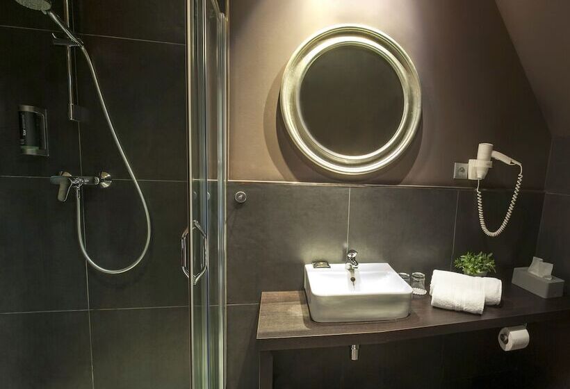 스탠다드 싱글 룸, Rango