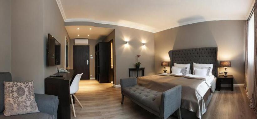 스탠다드 룸, Rango