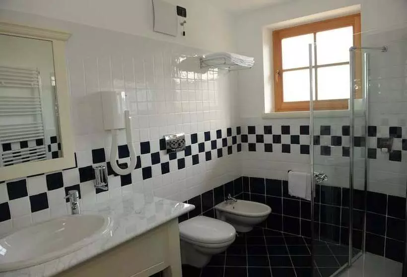 اتاق لوکس سه تخته, Relais Vecchio Maso