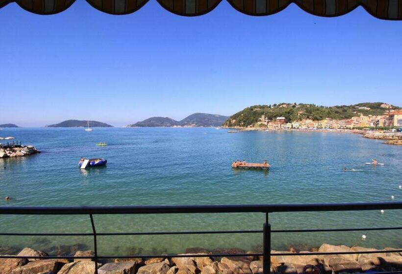 Номер Стандарт Вид на Море, San Terenzo