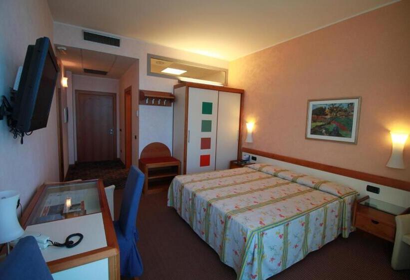 اتاق استاندارد با چشمانداز دریا, San Terenzo