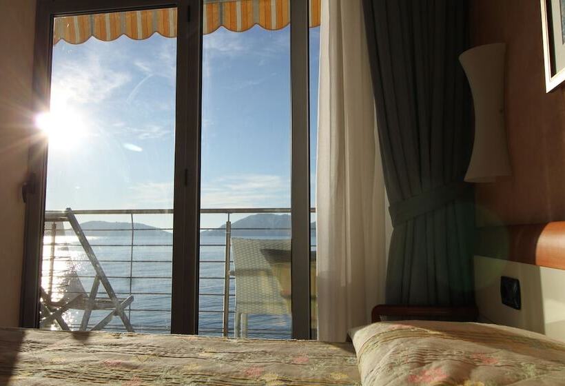 Triple Room Sea View, San Terenzo