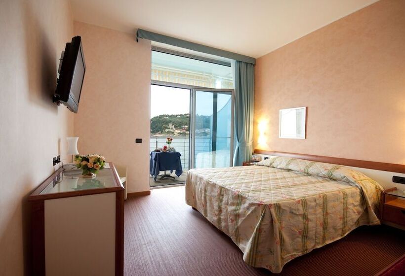 Triple Room Sea View, San Terenzo