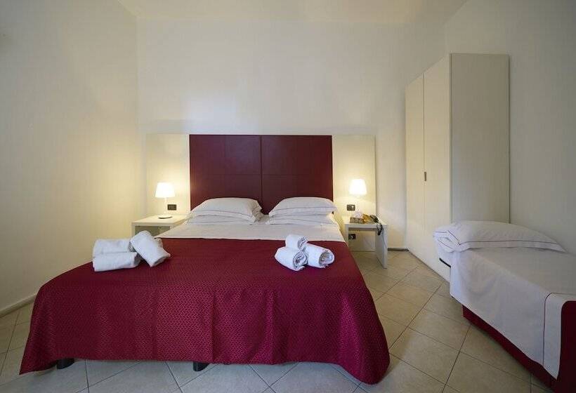 غرفة قياسية ثلاثية, Santuzza Art Hotel Catania