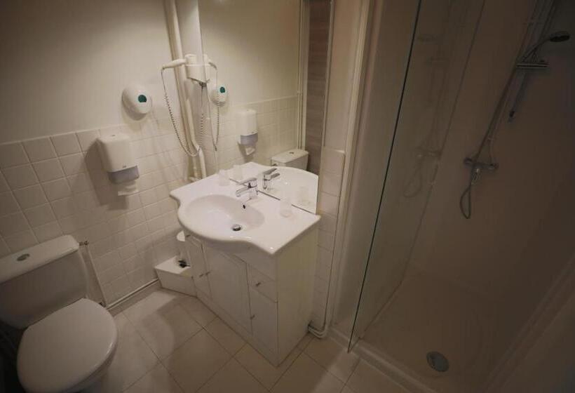 スタンダードルーム, Wilson Square