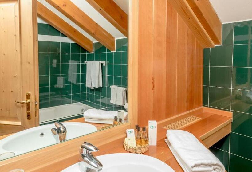 غرفة قياسية رباعية, Park Hotel Sport