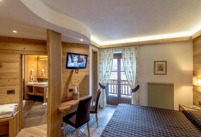 غرفة سوبيريور ثلاثية, Park Hotel Sport