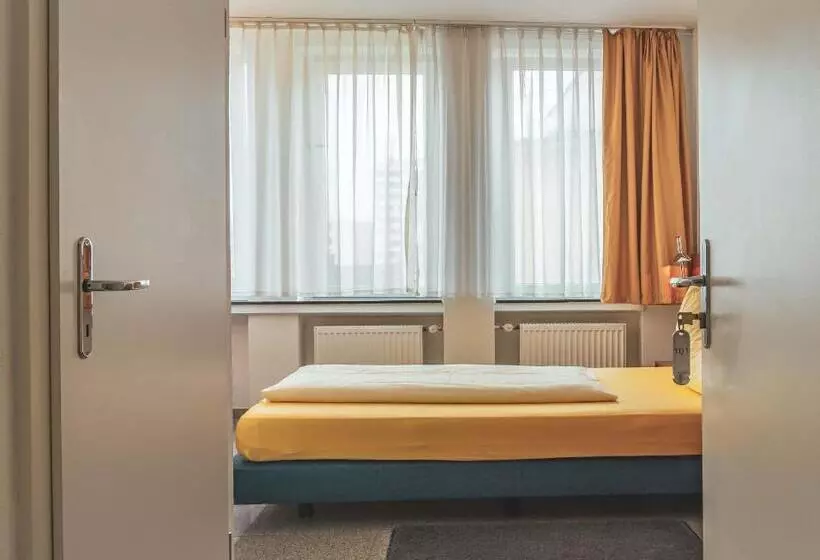 スタンダードシングルルーム, Parkhotel Friedrichstrasse